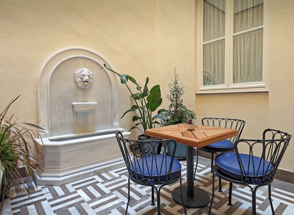 Palacio Gran Via a Royal Hideaway Hotel 10/70
