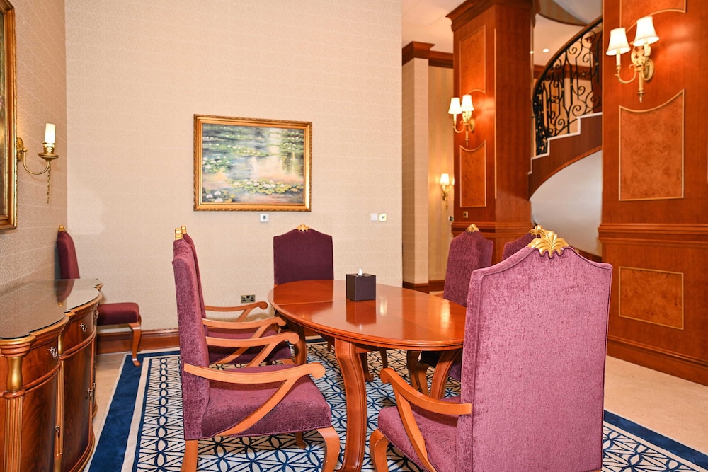 Al Aziziyah Boutique Hotel 56/69