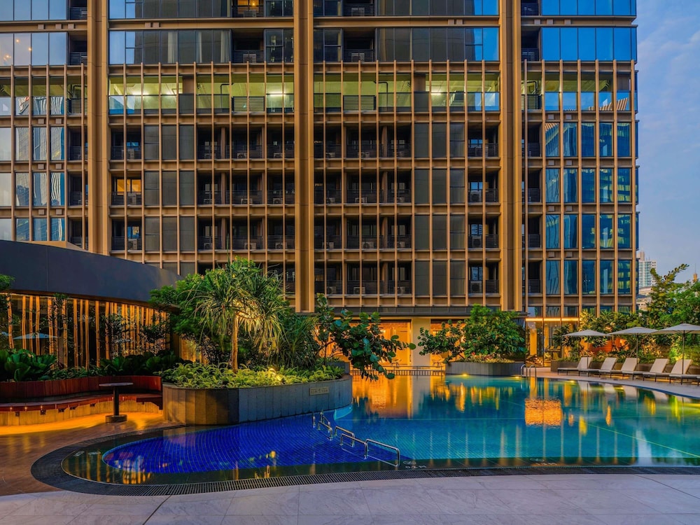 Swissotel Living Jakarta Mega Kuningan 2/50