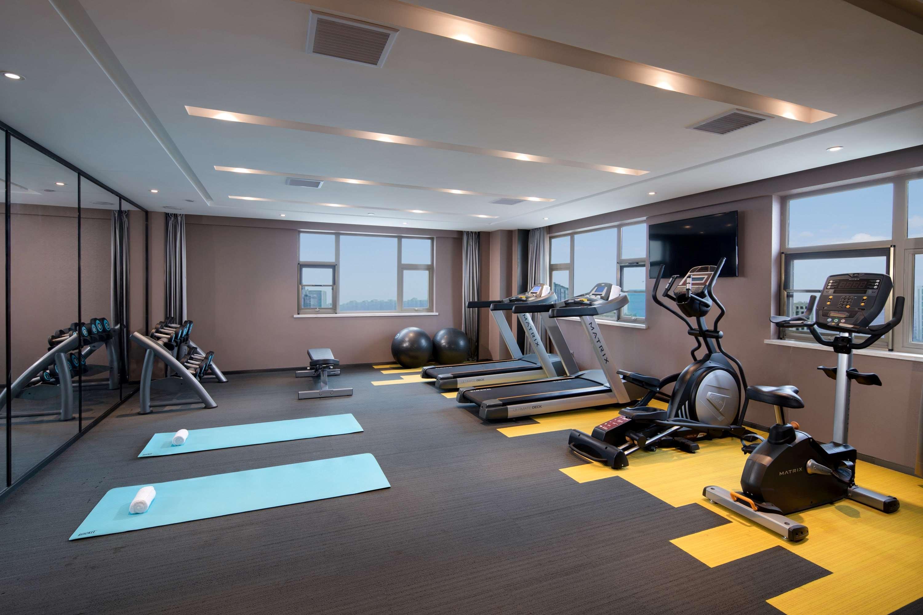 Ramada by Wyndham Wuhan Jiangan 16/31