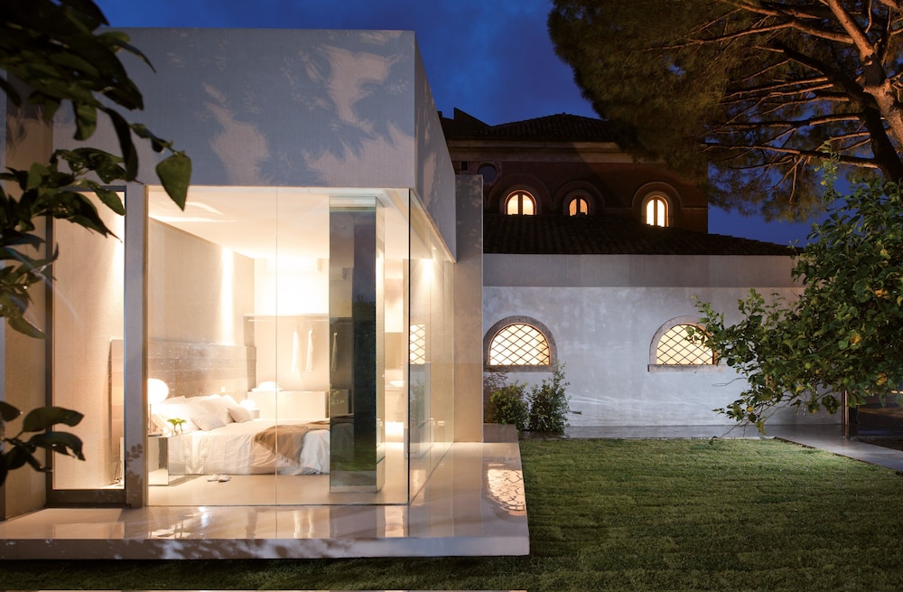 Zash Country Boutique Hotel 47/69