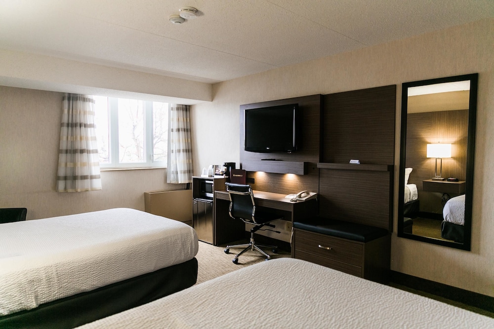 Superior Inn Hotel and Conference Centre Thunder Bay 9/38