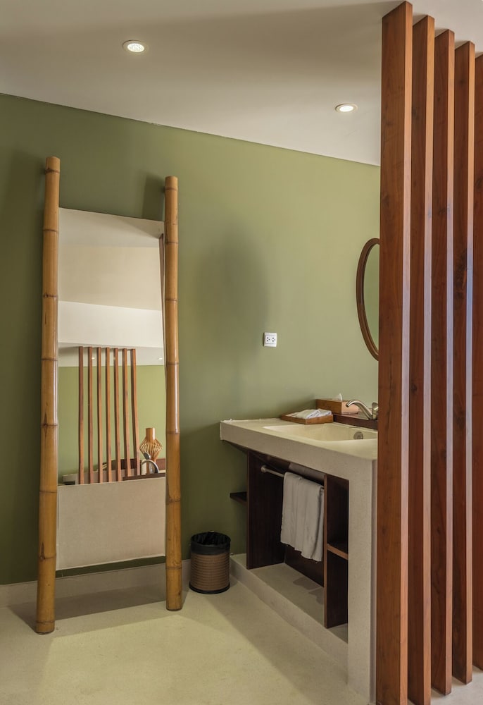 The Shells Resort And Spa Phu Quoc 24/50