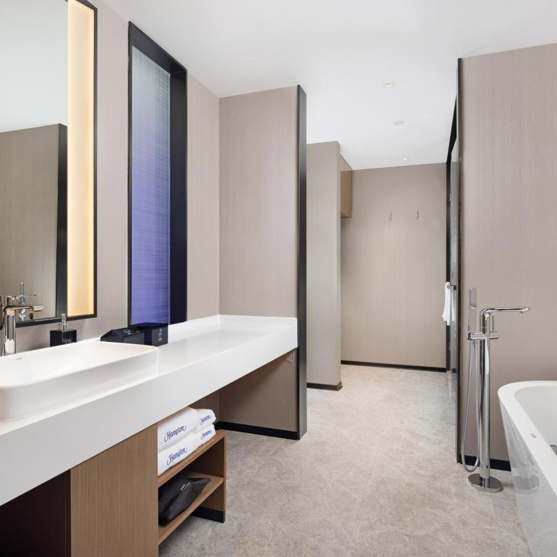 Hampton by Hilton Foshan Chencun 56/59