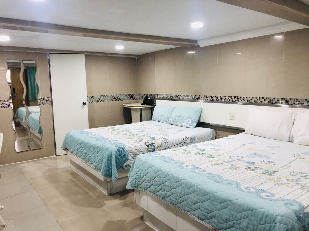 La Casona Dorada 25/56