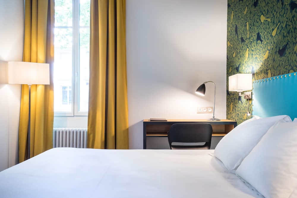 HOTEL D'ANGLETERRE 12/33