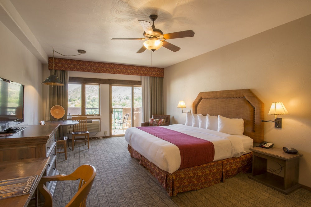 Table Mountain Inn 13/53