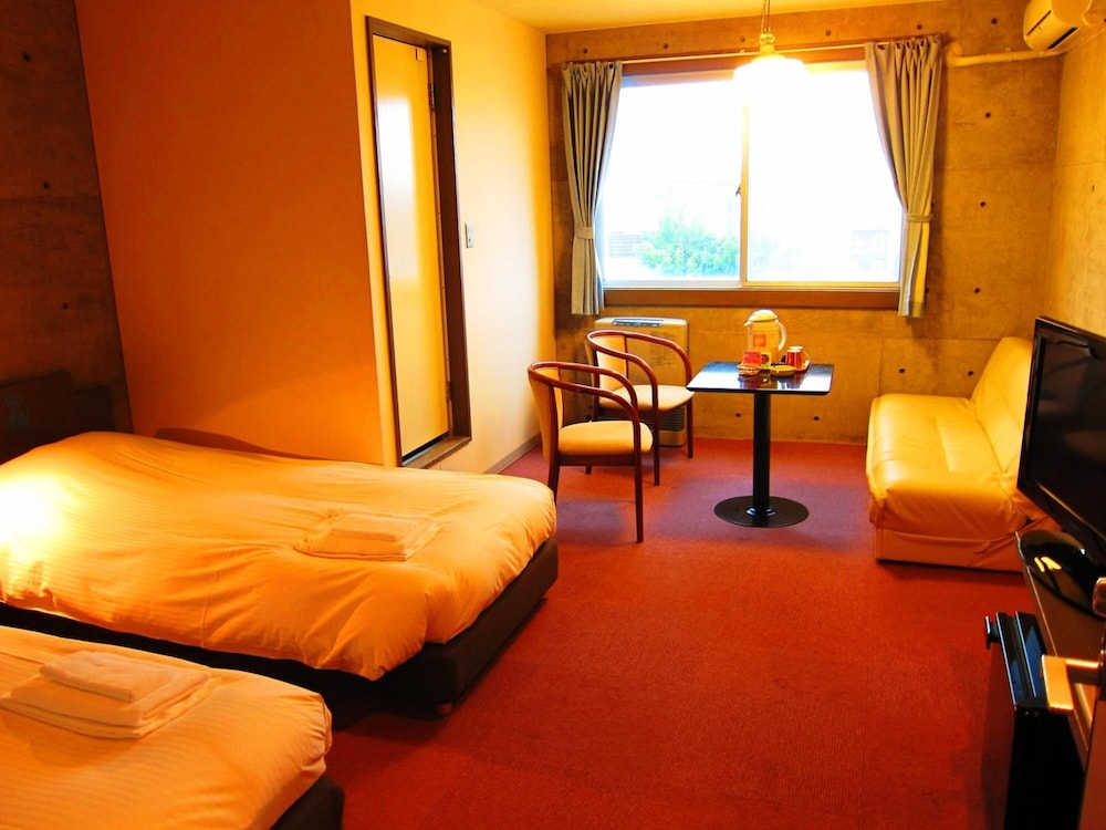 Hakodate Motomachi Hotel 30/60