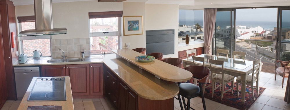 BlaauwVillage Boutique Guest House 53/65