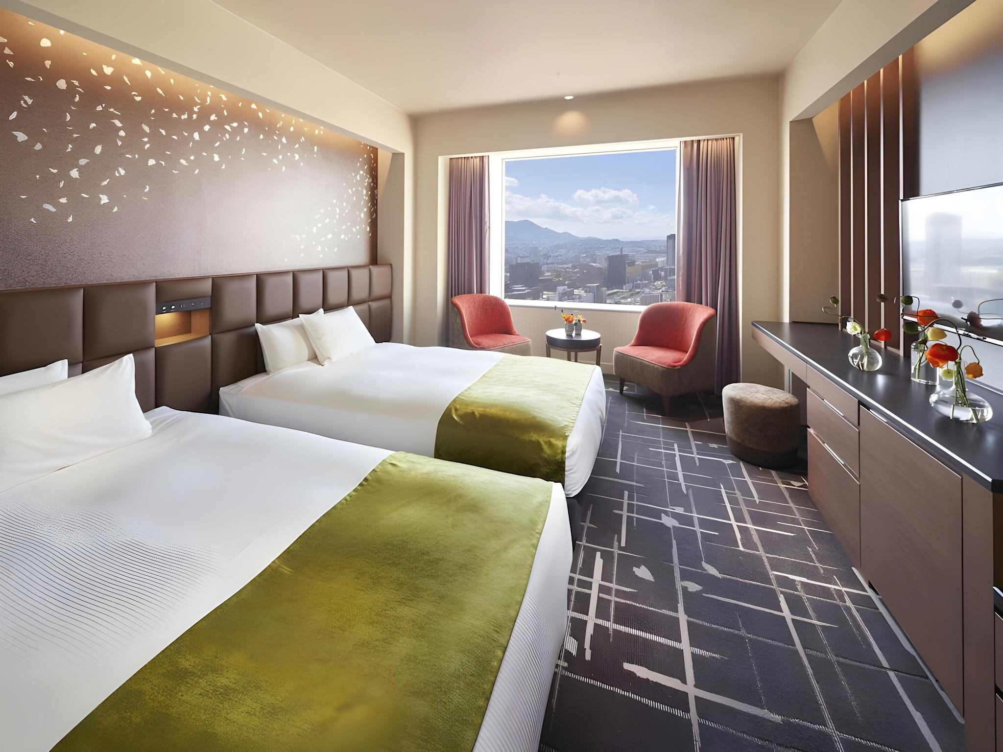 Club, Single, 2 Double Beds