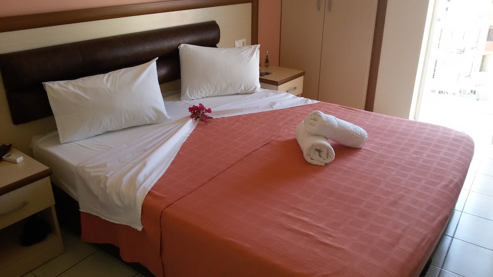 Pearl Hotel 19/55