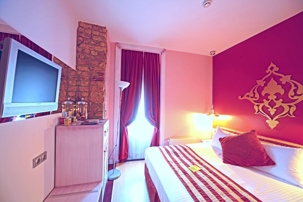 Adamar Hotel Special Category 10/66