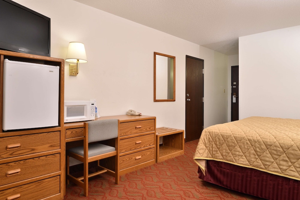 Americas Best Value Inn & Suites-Sidney 19/37
