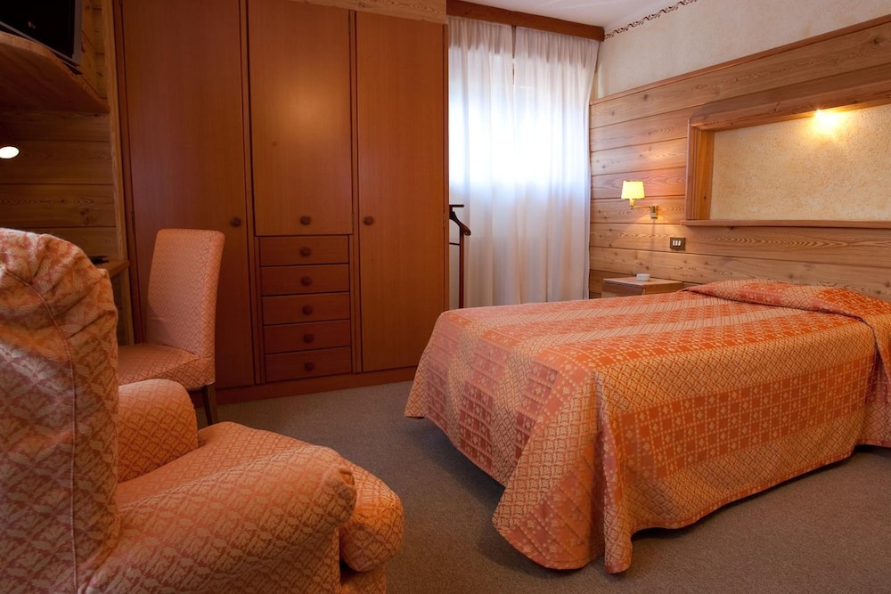 Hotel Pavillon 32/58
