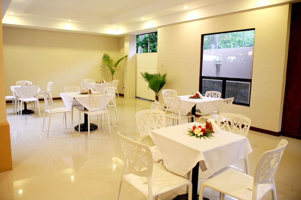 Coralpoint Gardens 42/54
