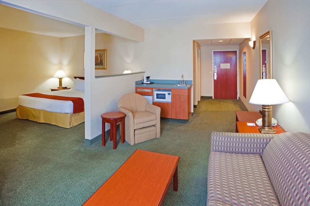 Holiday Inn Express Hanover 65/71