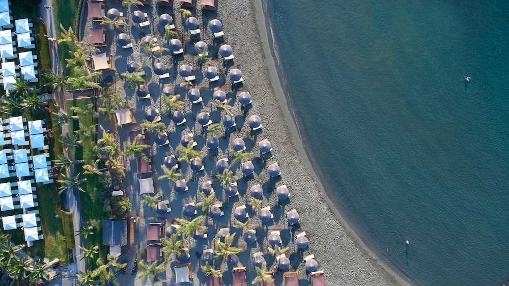 Four Seasons Hotel Limassol 48/50