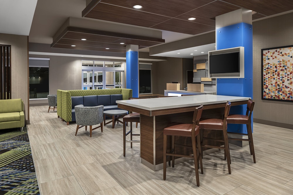 Holiday Inn Express And Suites Odessa I-20 32/37