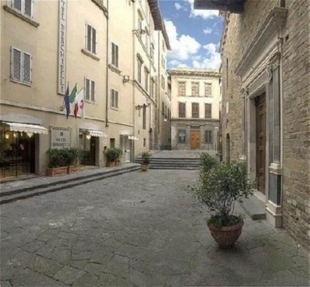 Berchielli Hotel 53/54