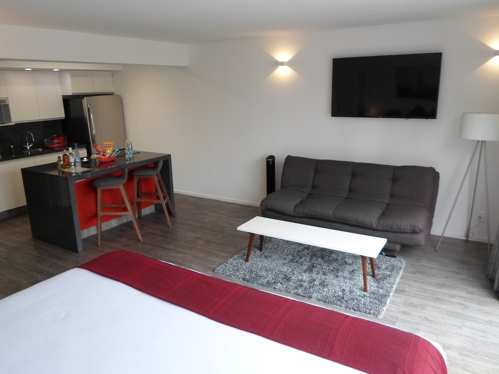 Armonik Suites 37/66