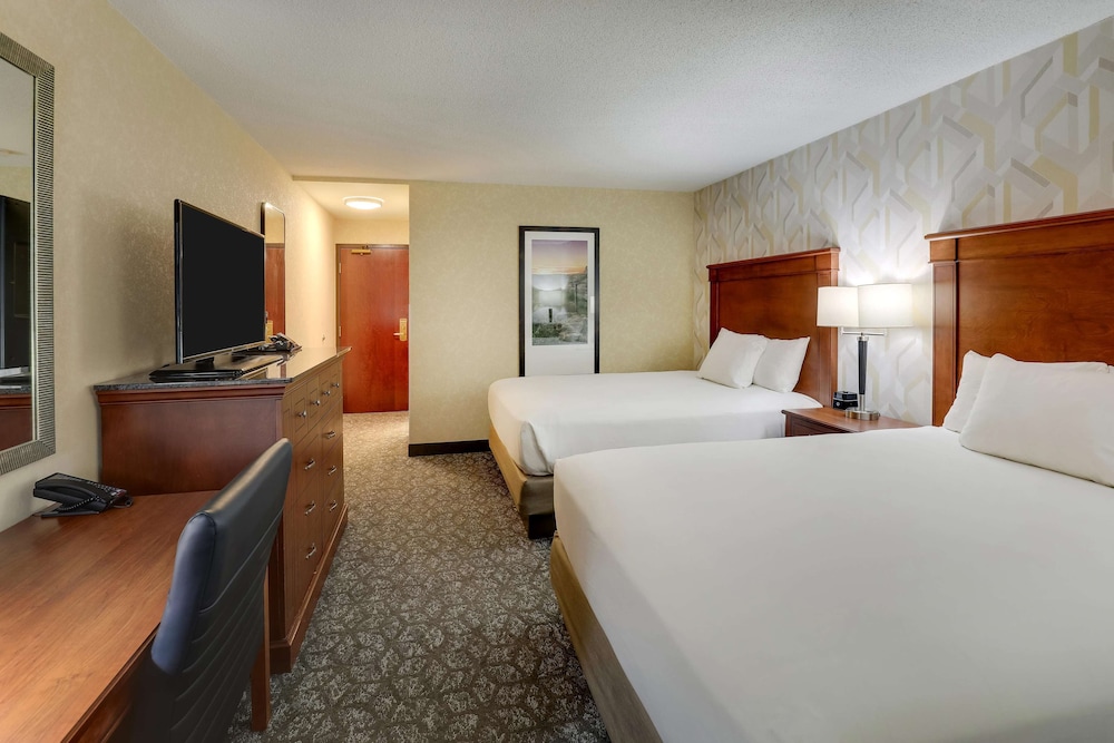 Drury Inn & Suites Marion 13/50