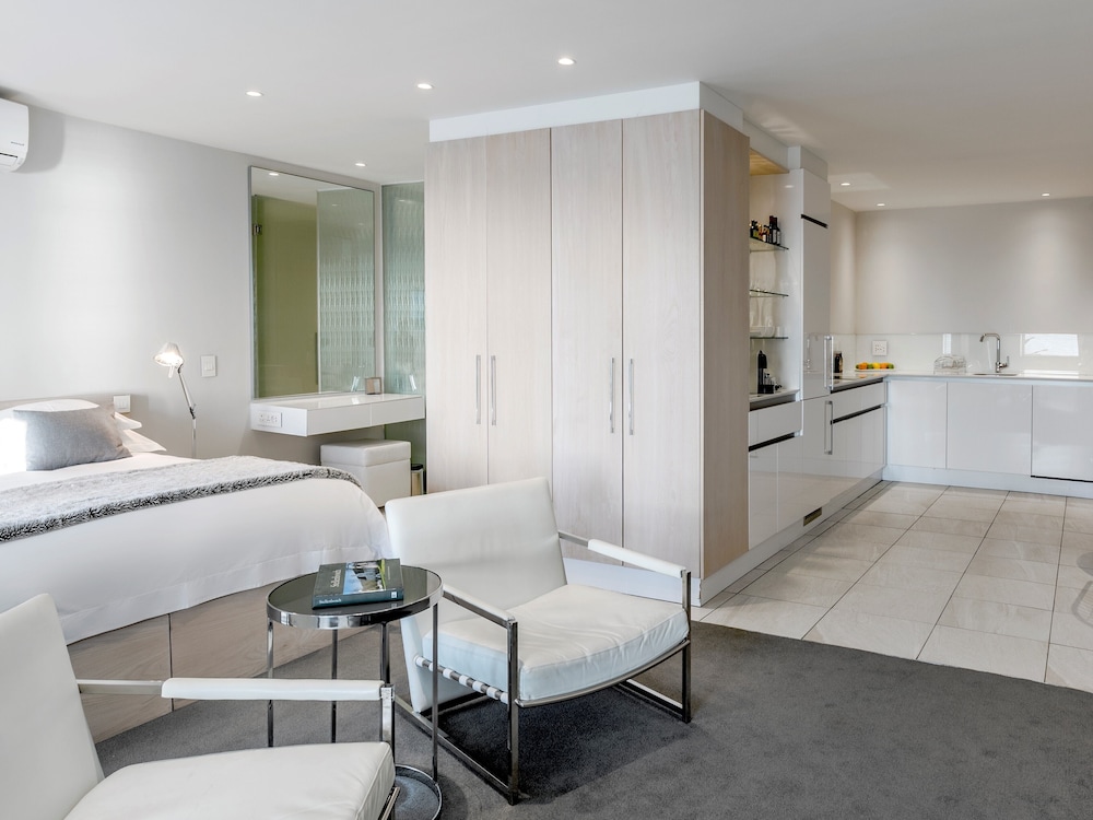 South Beach Camps Bay 17/44
