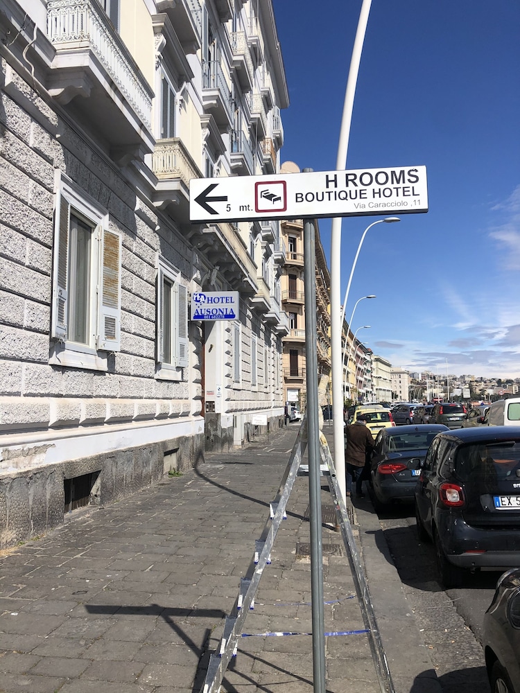 H Rooms Naples Boutique Hotel 38/50