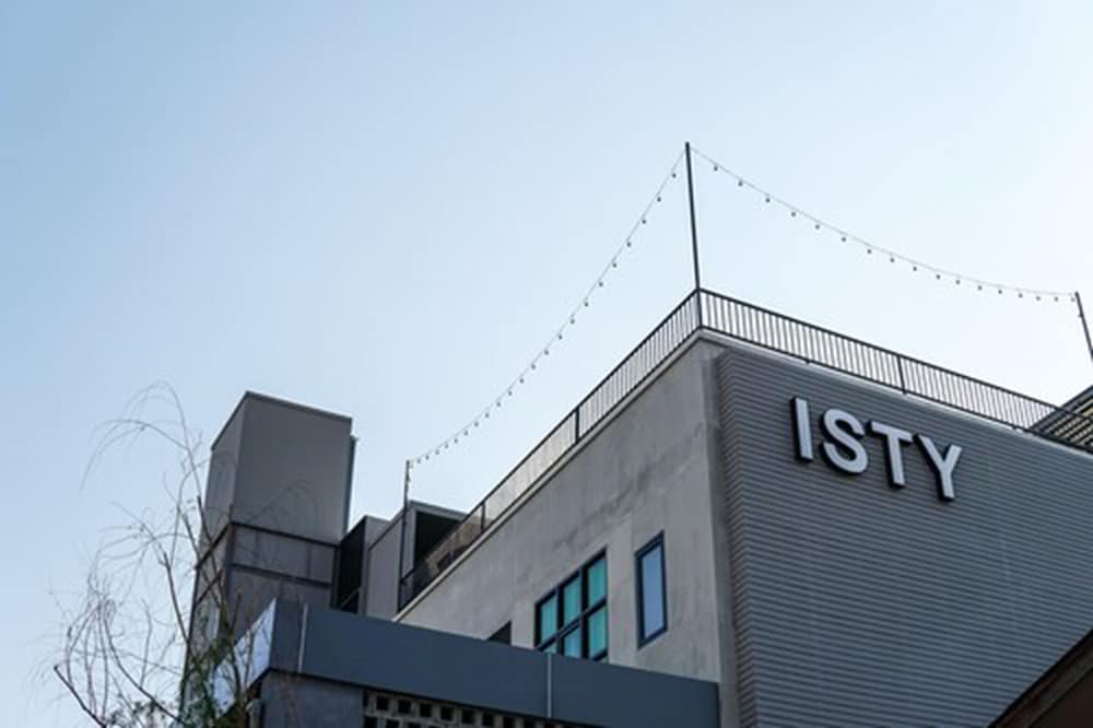 Isty Hotel 3/61