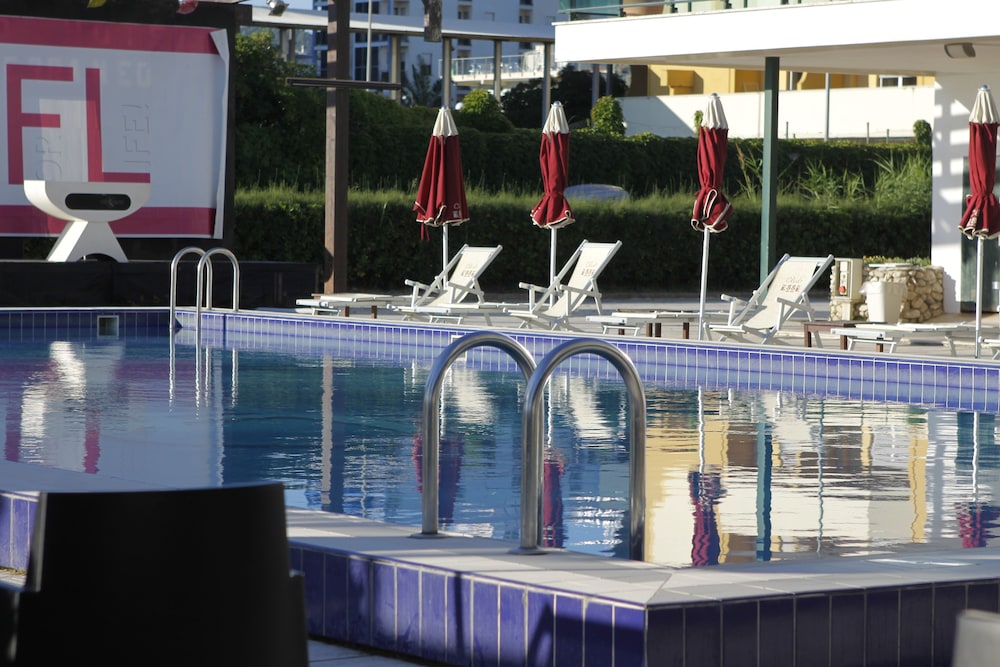 Club Esse Mediterraneo 3/30