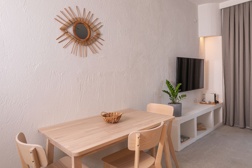 L Olive Homes 56/66