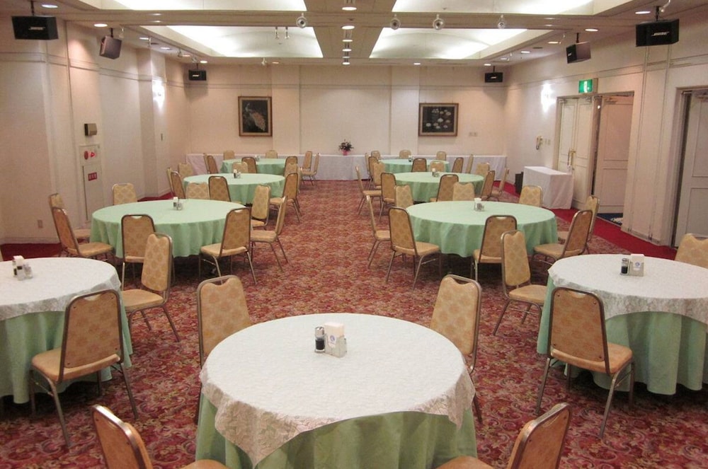 Hotel Harbour Yokosuka 42/51