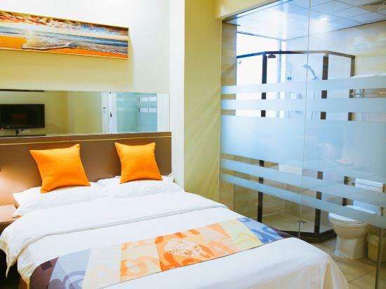 Feature, Double Bed