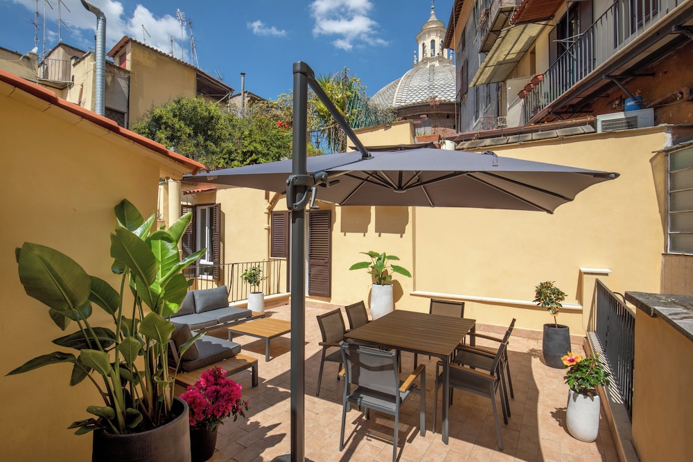 Hotel Condotti 59/63