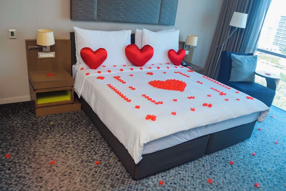 RADISSON BLU HOTEL & RESIDENCE, MAPUTO 30/80
