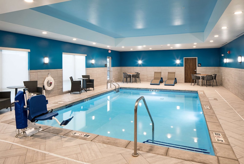 Hampton Inn Hastings 11/22