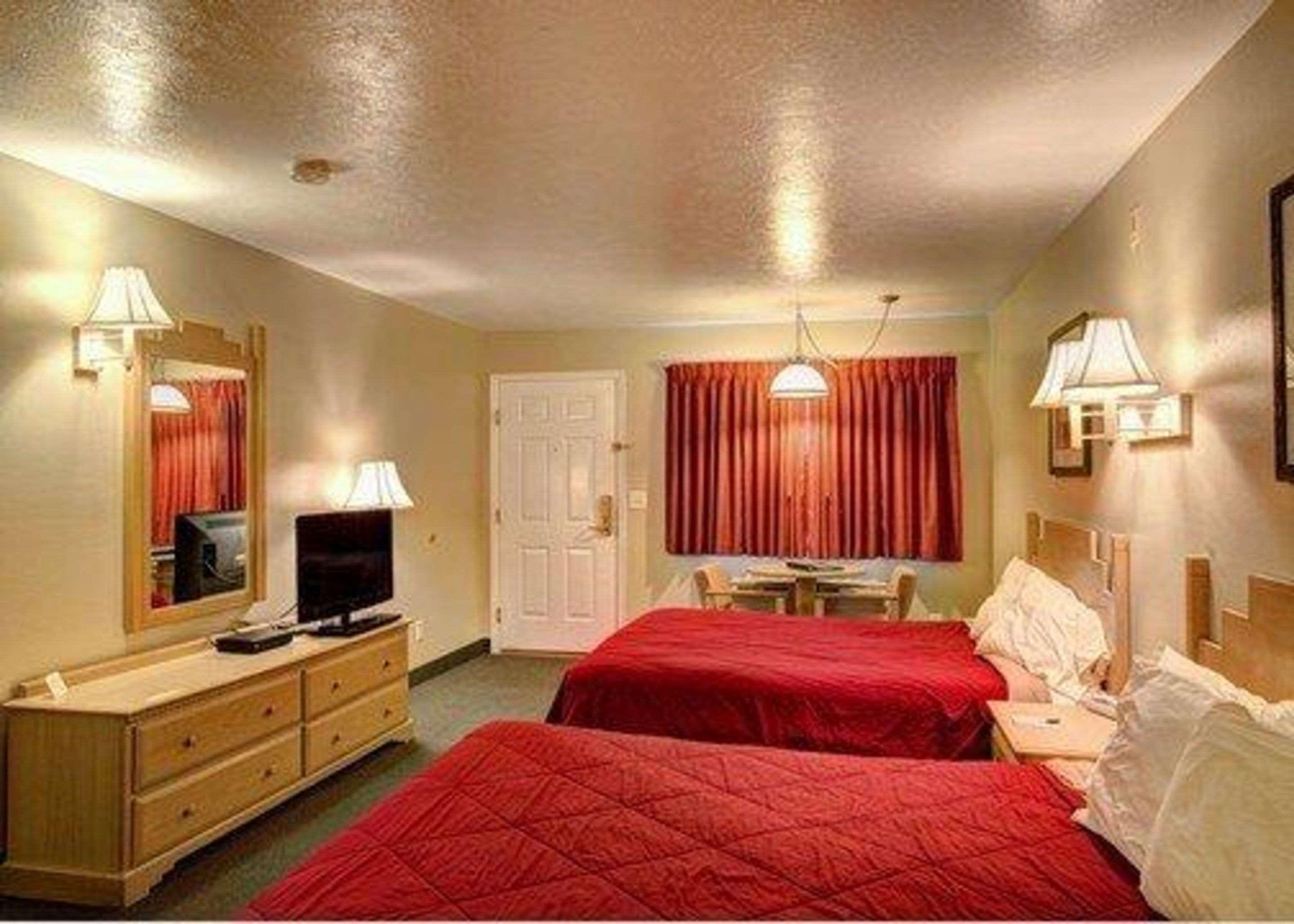 Cathedral Valley Inn 11/21