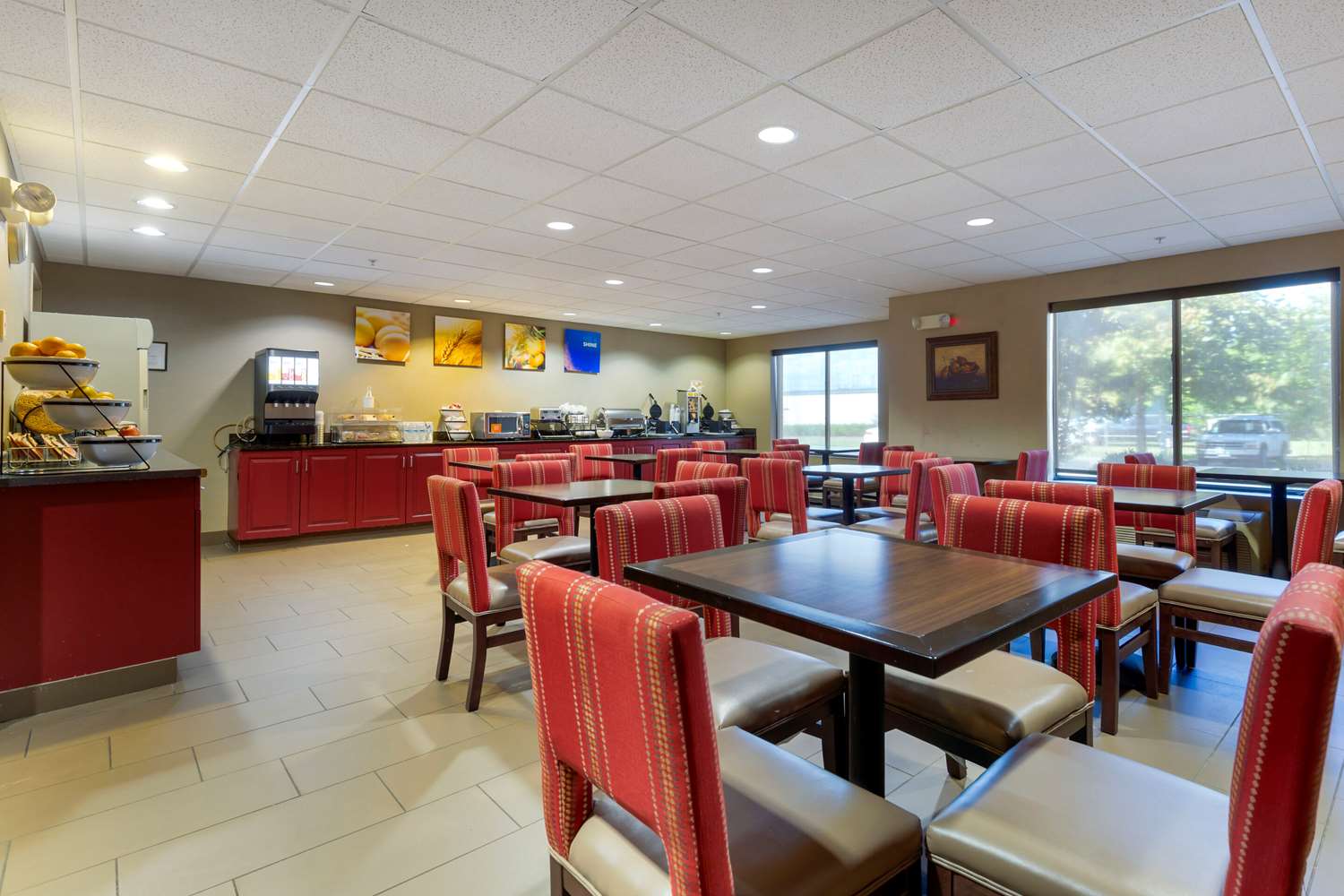 Comfort Inn Suites Cambridge 5/10