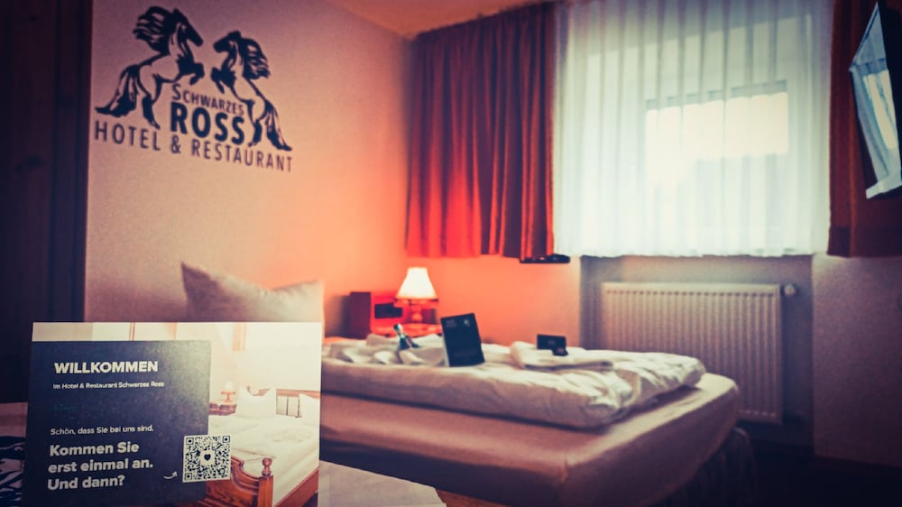 Hotel Restaurant Schwarzes Ross 38/60