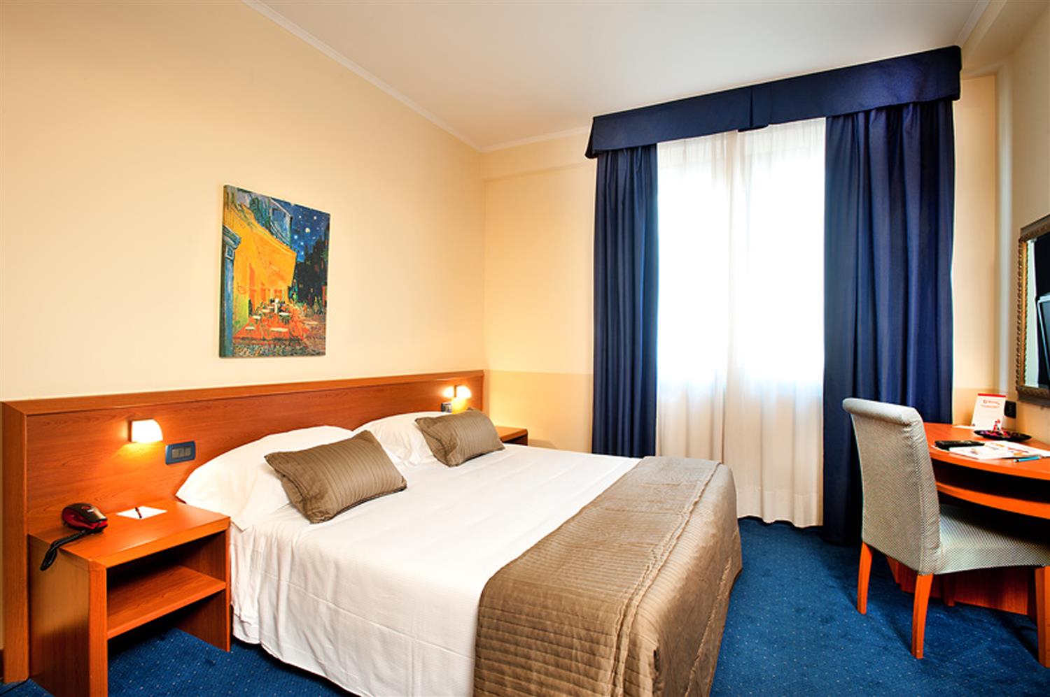 Room, King Bed
