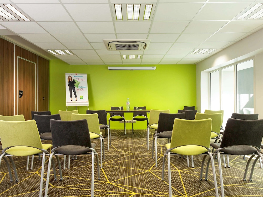 Ibis Styles Saumur Gare Centre 63/75
