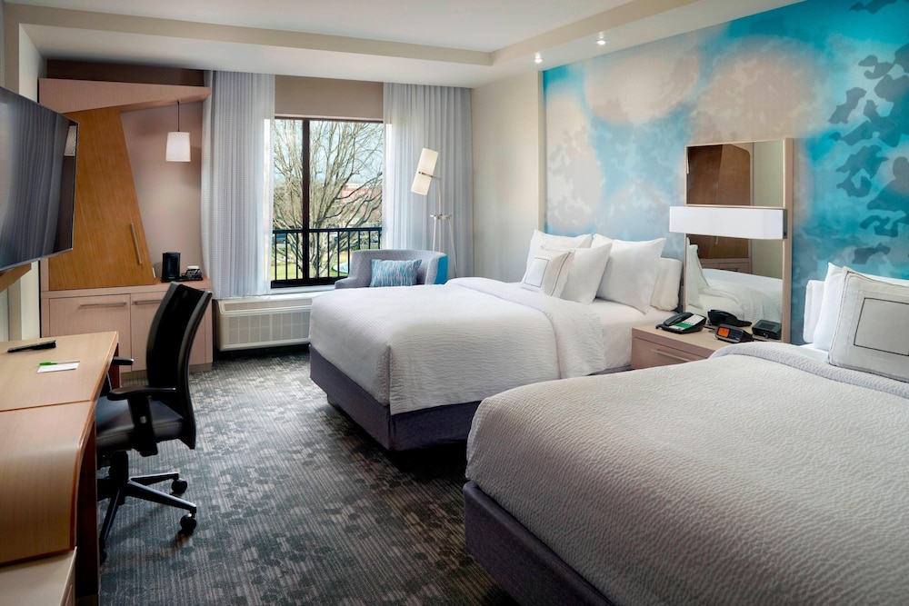Courtyard By Marriott Lagrange 14/45
