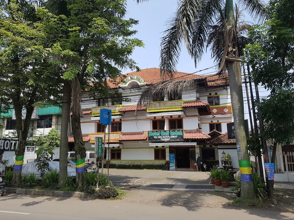 New Bali Indah Hotel Bandung 5/31