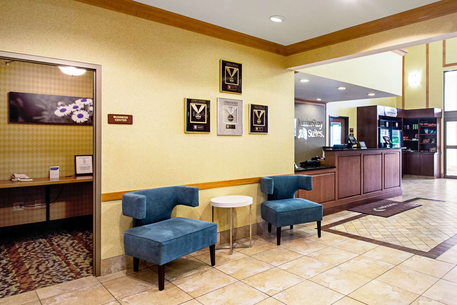 MainStay Suites Madison Monona 9/17