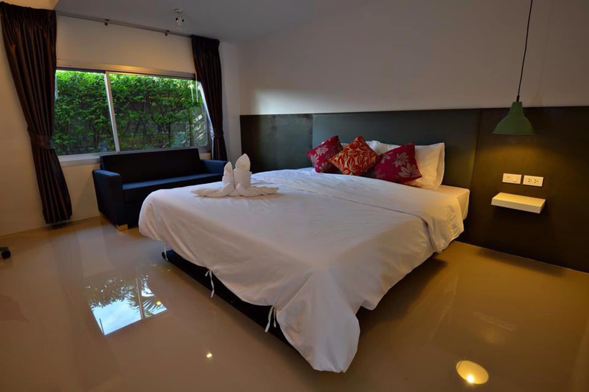 STANDARD, DOUBLE BED