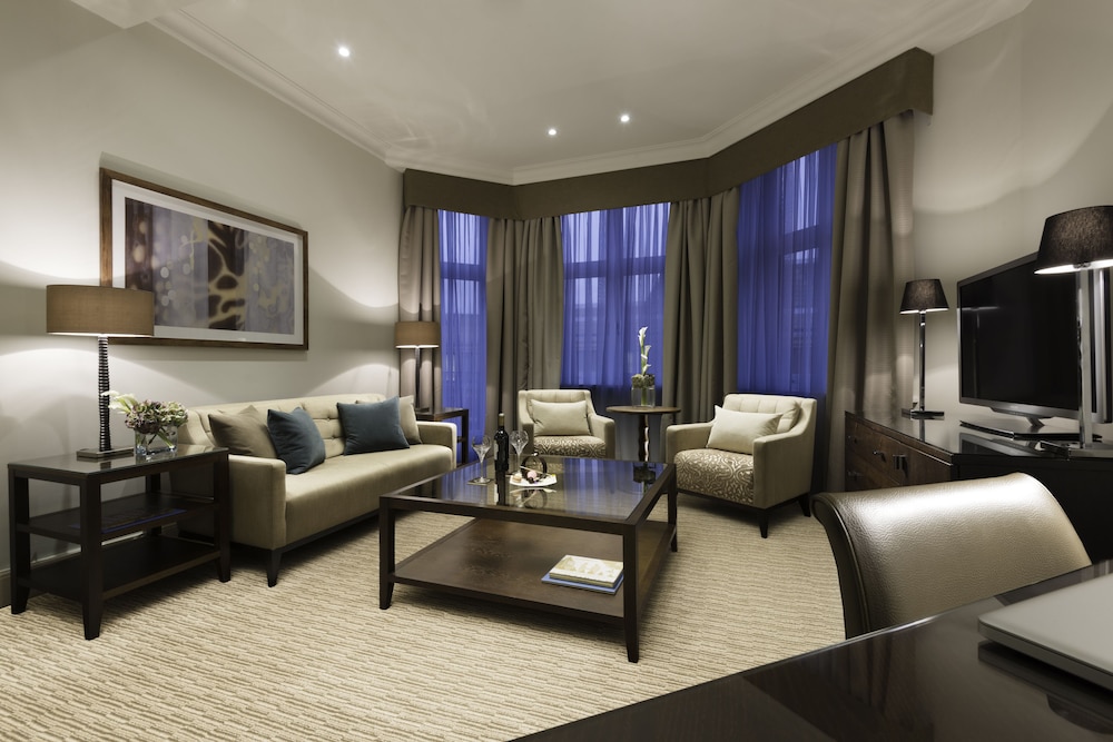 St James Court A Taj Hotel 55/82