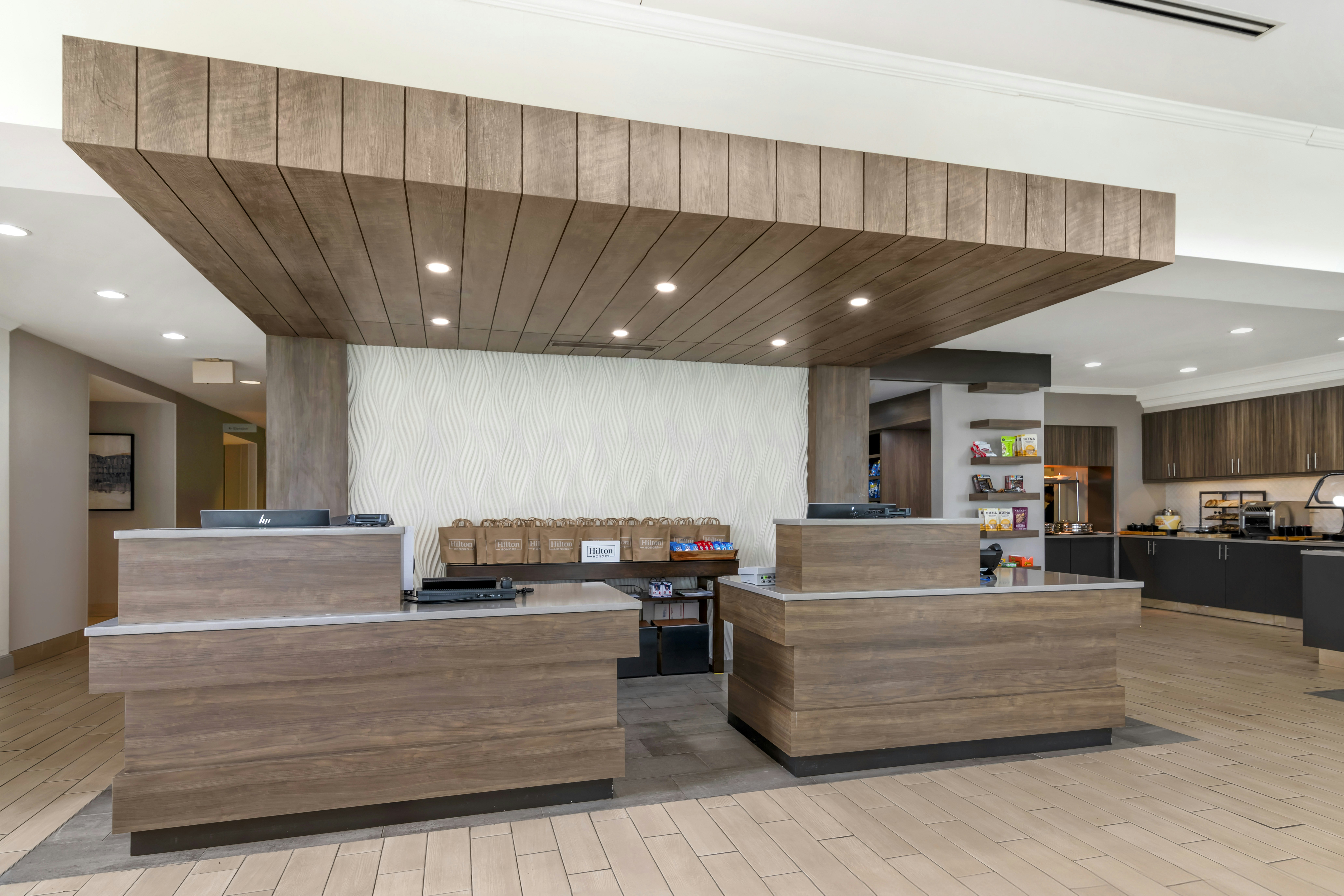 Hilton Garden Inn Portland Airport, ME 4/44