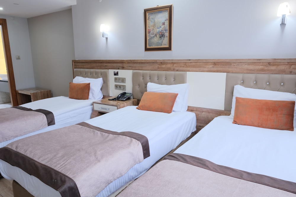 Grand Zara Hotel 16/49
