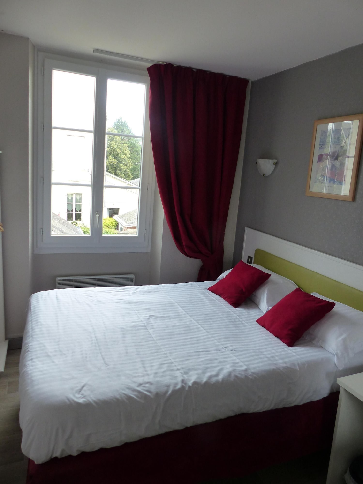 STANDARD, KING BED
