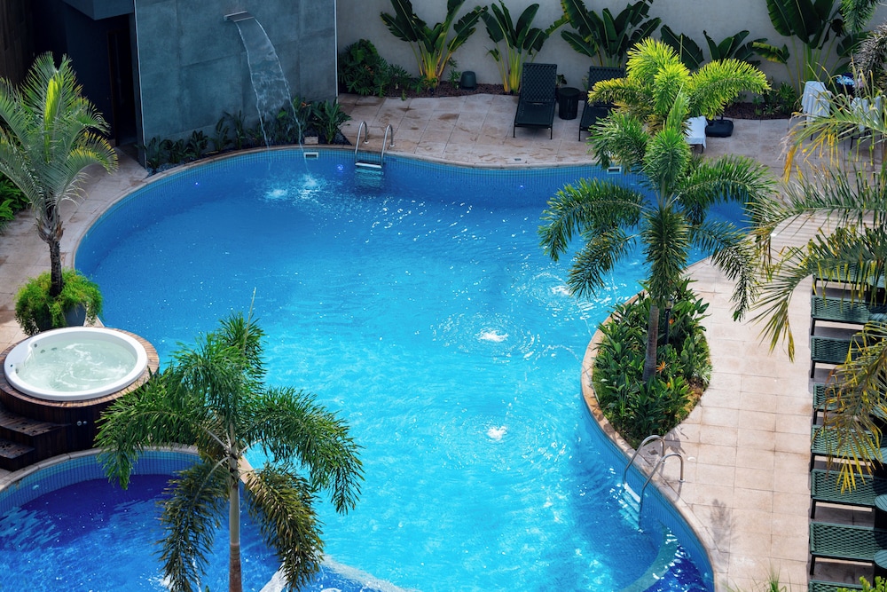 Nadai Confort Hotel and Spa 60/67
