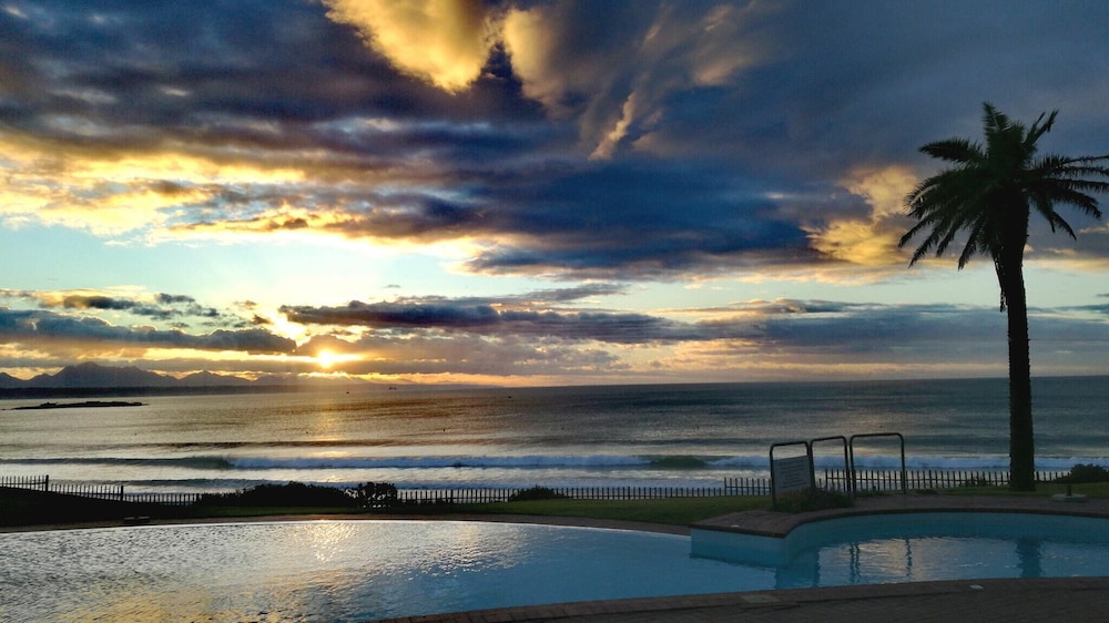 Diaz Strand Hotel And Resort 35/49